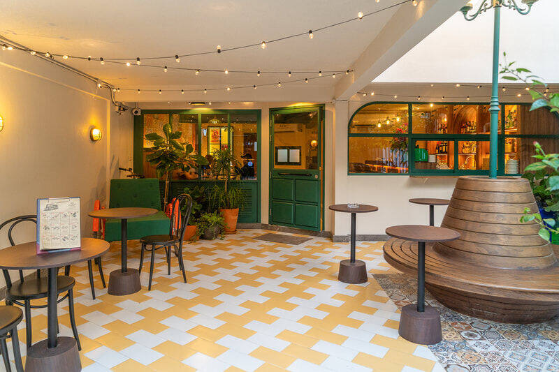 Pachi Bangkok interior